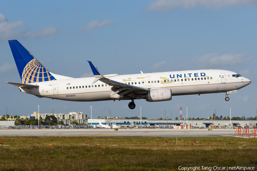 United Airlines Boeing 737-824 (N76505) | Photo 449350