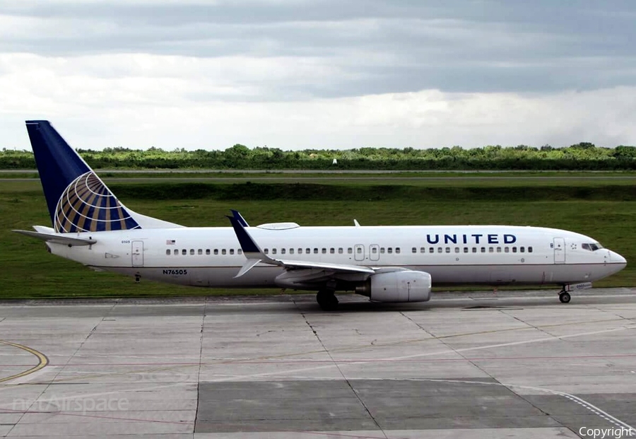 United Airlines Boeing 737-824 (N76505) | Photo 69312