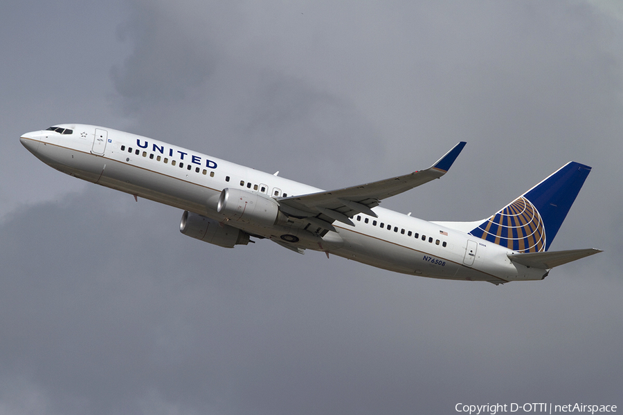 United Airlines Boeing 737-824 (N76508) | Photo 333702