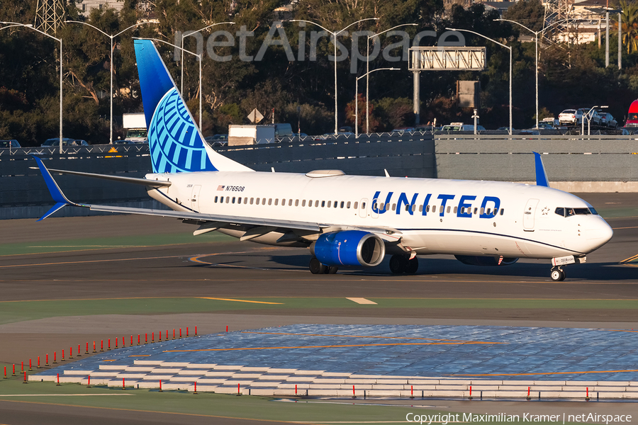 United Airlines Boeing 737-824 (N76508) | Photo 503102