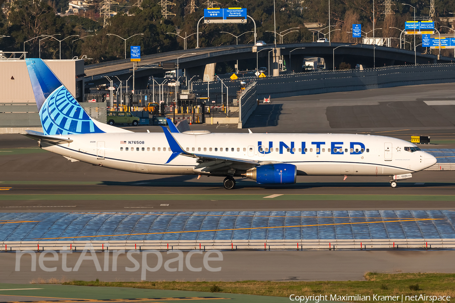 United Airlines Boeing 737-824 (N76508) | Photo 503103