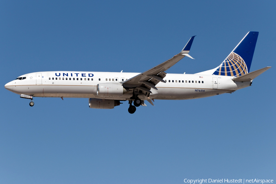 United Airlines Boeing 737-824 (N76514) | Photo 478239