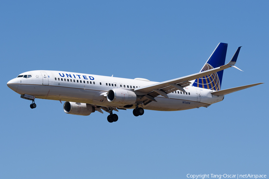 United Airlines Boeing 737-824 (N76514) | Photo 562855