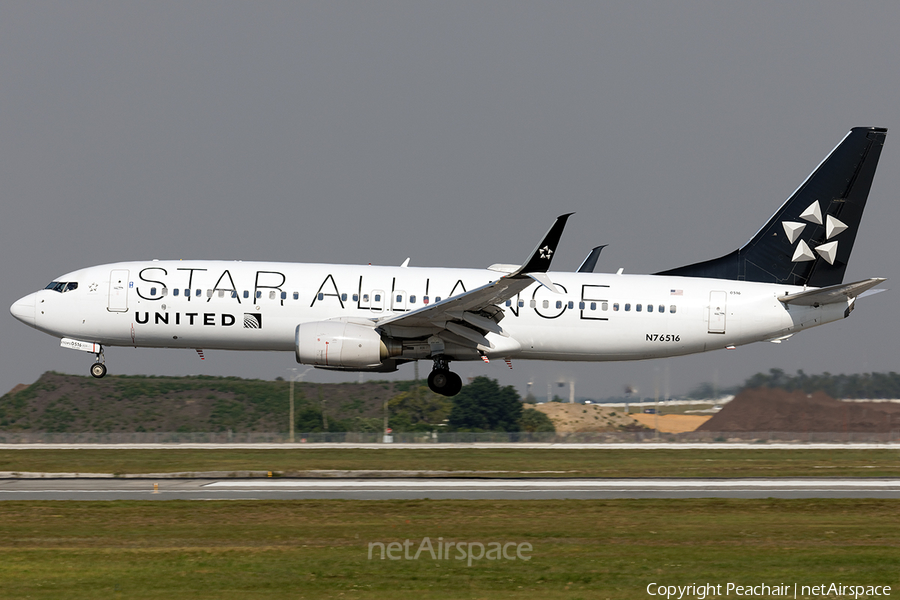 United Airlines Boeing 737-824 (N76516) | Photo 317023