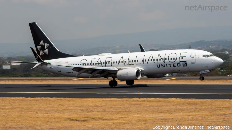 United Airlines Boeing 737-824 (N76516) | Photo 237094