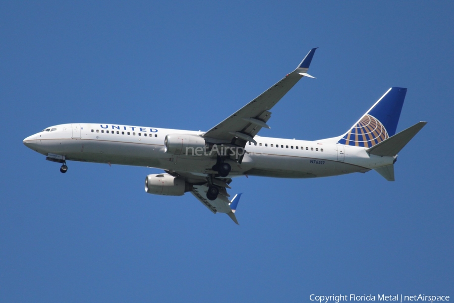 United Airlines Boeing 737-824 (N76517) | Photo 406795