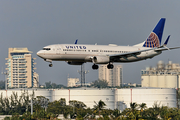 United Airlines Boeing 737-824 (N76528) at  Ft. Lauderdale - International, United States