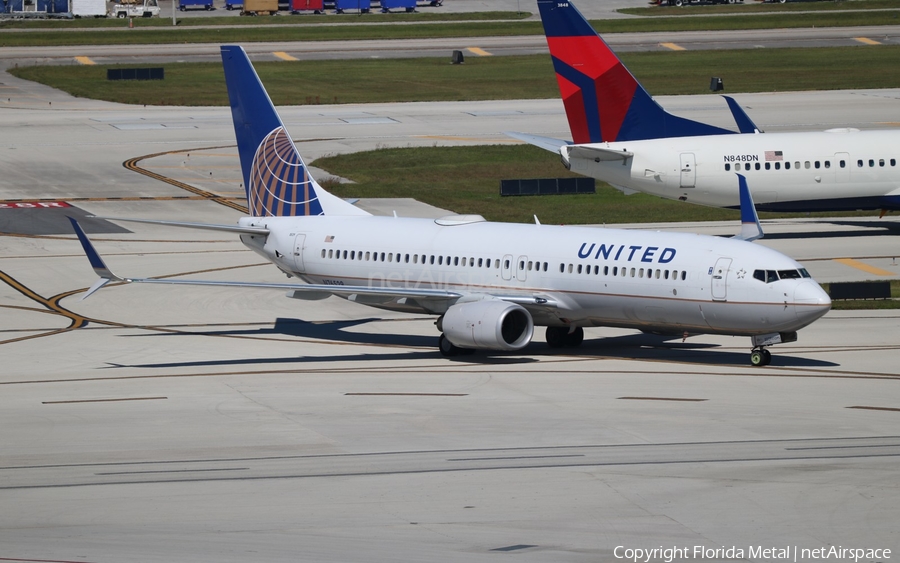 United Airlines Boeing 737-824 (N76529) | Photo 406798