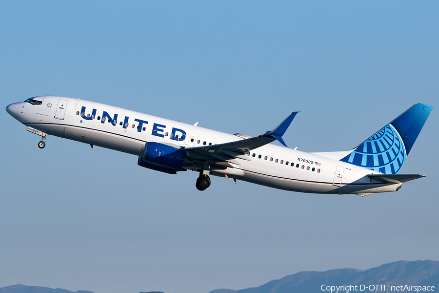 United Airlines Boeing 737-824 (N76529) | Photo 538543