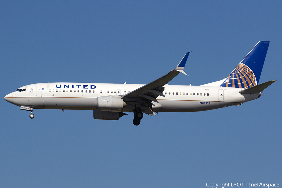 United Airlines Boeing 737-824 (N76533) | Photo 564119