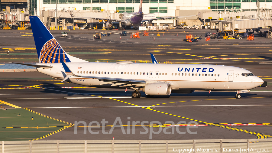 United Airlines Boeing 737-824 (N76533) | Photo 503154