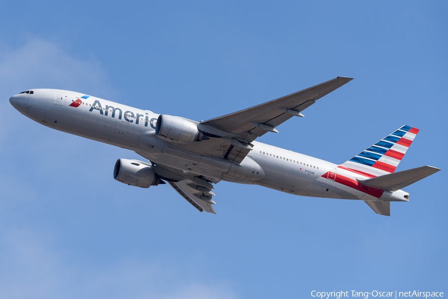 American Airlines Boeing 777-223(ER) (N765AN) | Photo 449372