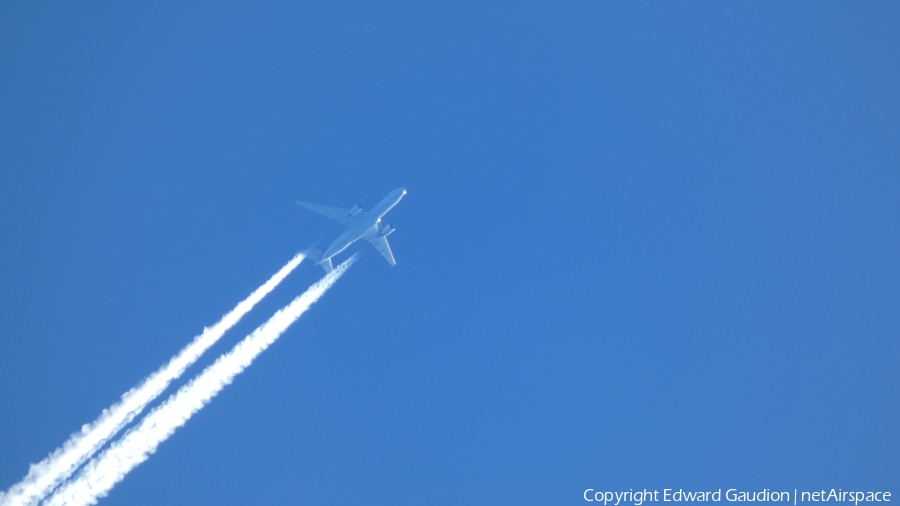 American Airlines Boeing 777-223(ER) (N765AN) | Photo 607557