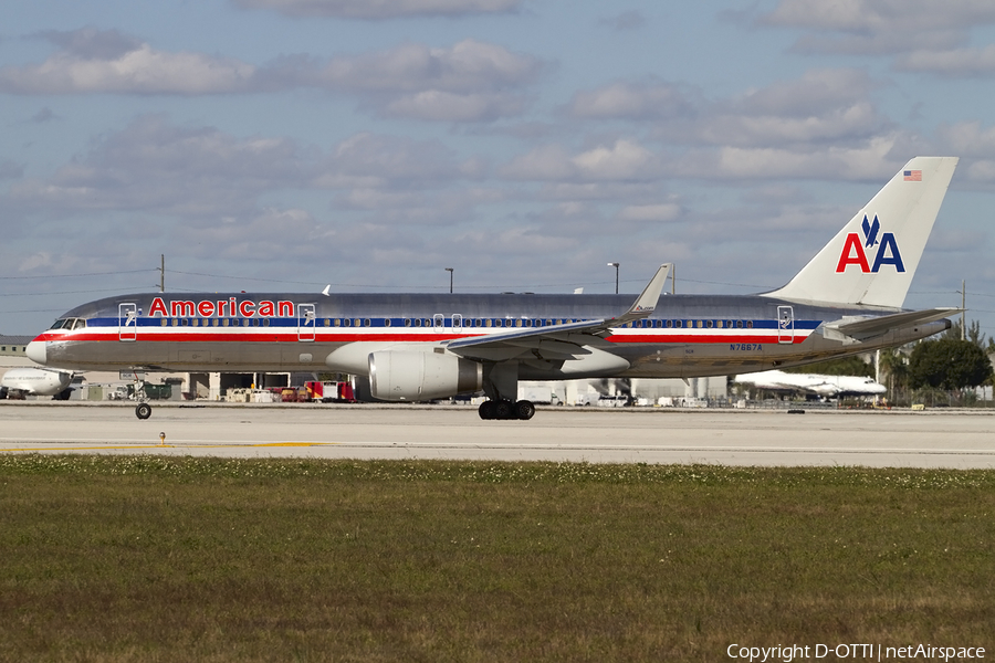 American Airlines Boeing 757-223 (N7667A) | Photo 430773
