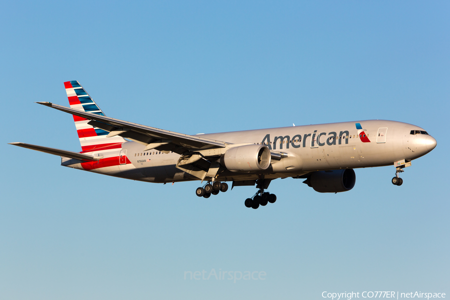 American Airlines Boeing 777-223(ER) (N766AN) | Photo 92416