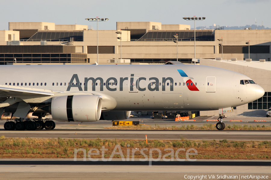 American Airlines Boeing 777-223(ER) (N766AN) | Photo 53094