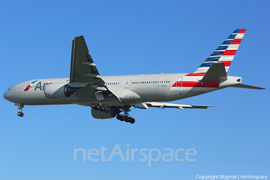 American Airlines Boeing 777-223(ER) (N767AJ) | Photo 363591