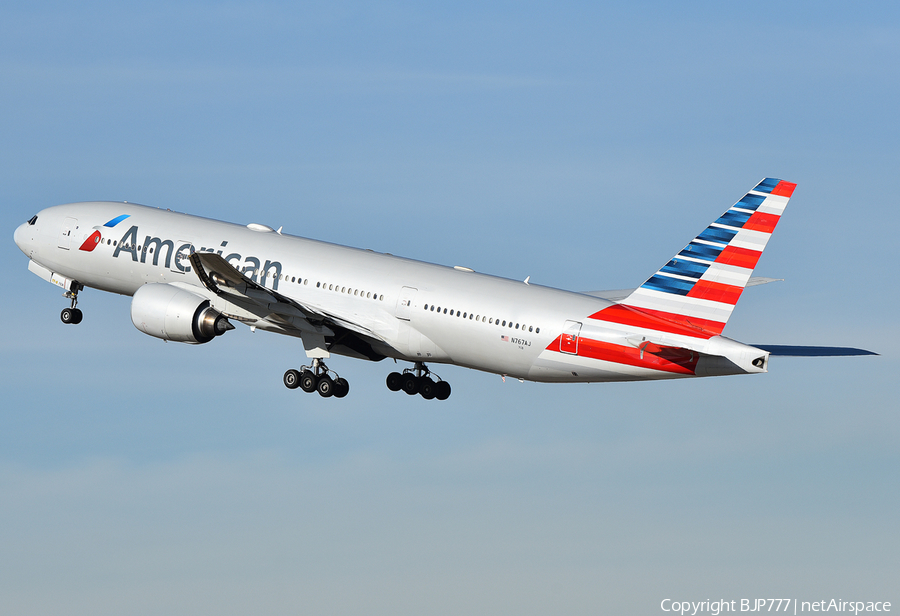 American Airlines Boeing 777-223(ER) (N767AJ) | Photo 230615