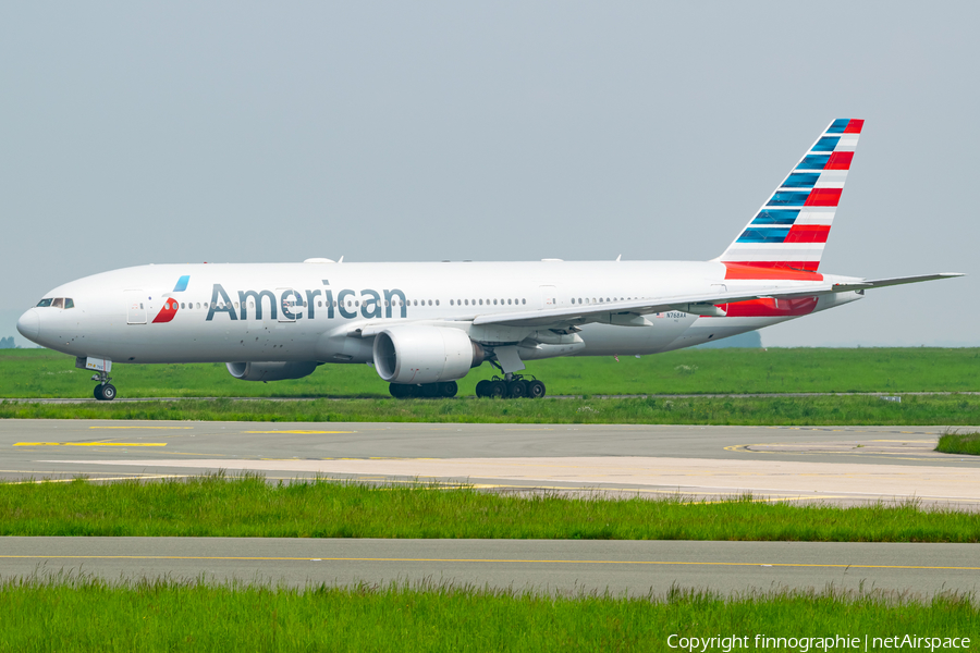 American Airlines Boeing 777-223(ER) (N768AA) | Photo 571782