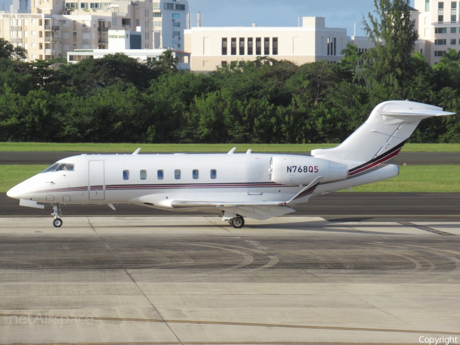 NetJets Bombardier BD-100-1A10 Challenger 350 (N768QS) | Photo 543385