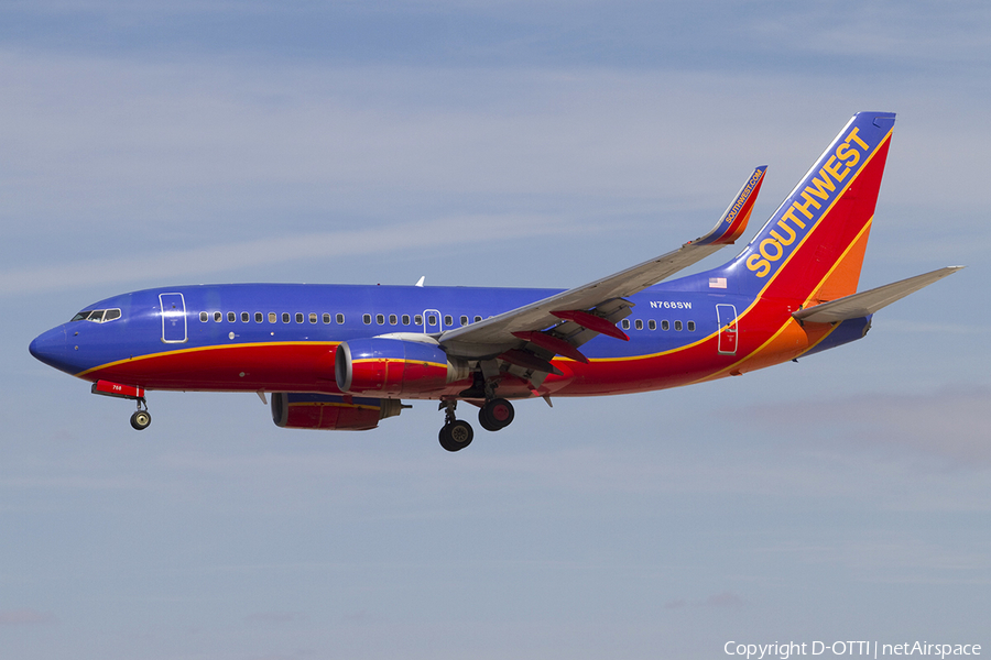 Southwest Airlines Boeing 737-7H4 (N768SW) | Photo 341799