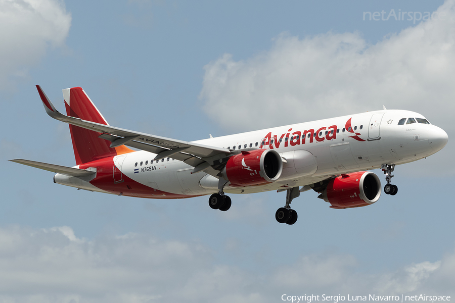 Avianca Airbus A320-251N (N769AV) | Photo 578774