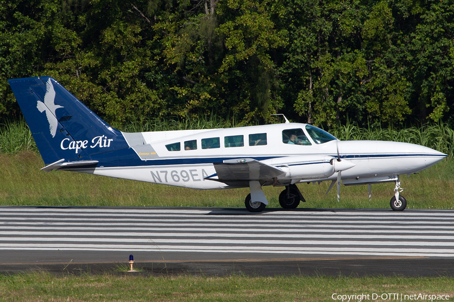 Cape Air Cessna 402C (N769EA) | Photo 216216