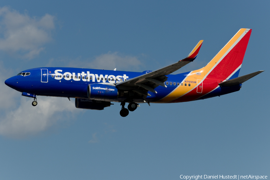 Southwest Airlines Boeing 737-7H4 (N769SW) | Photo 446829