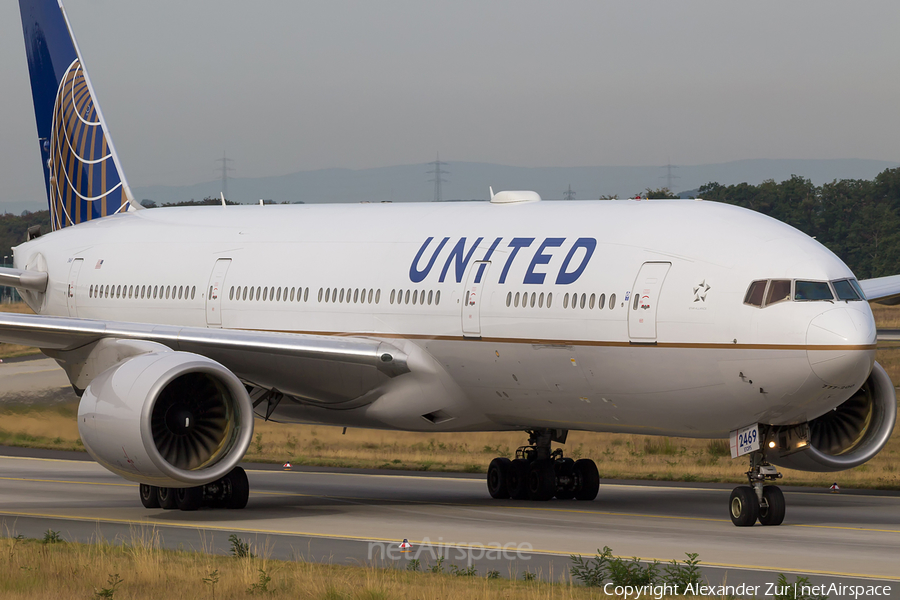 United Airlines Boeing 777-222 (N769UA) | Photo 125940