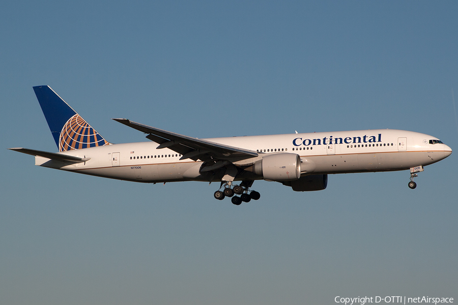 Continental Airlines Boeing 777-224(ER) (N77006) | Photo 200109