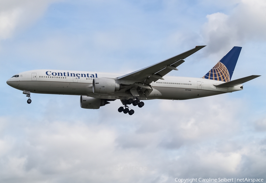 Continental Airlines Boeing 777-224(ER) (N77006) | Photo 92644