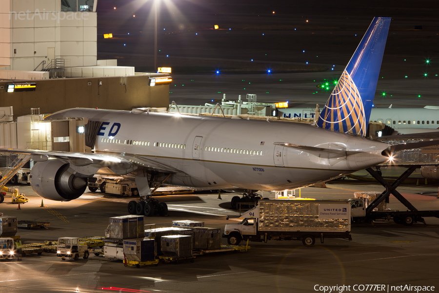 United Airlines Boeing 777-224(ER) (N77006) | Photo 89632