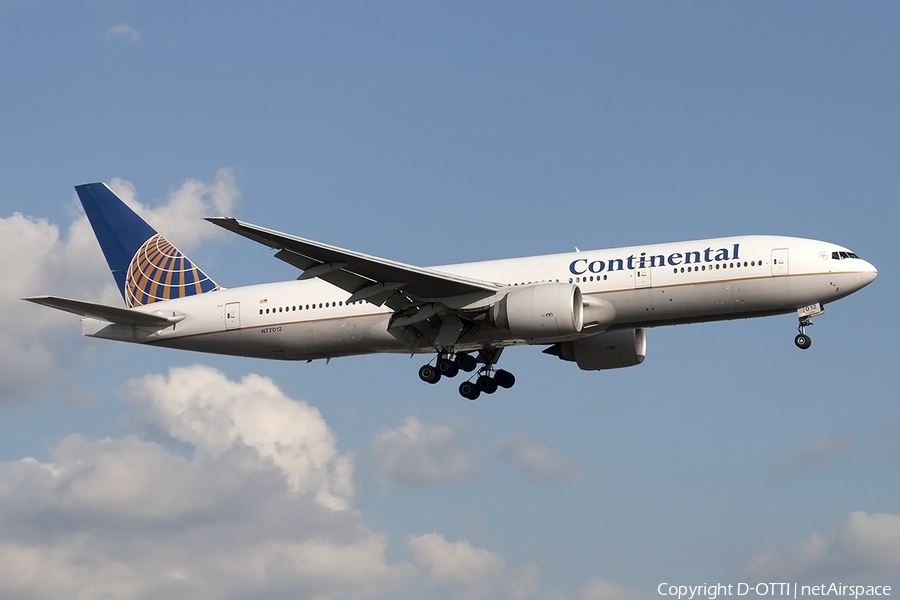 Continental Airlines Boeing 777-224(ER) (N77012) | Photo 177433