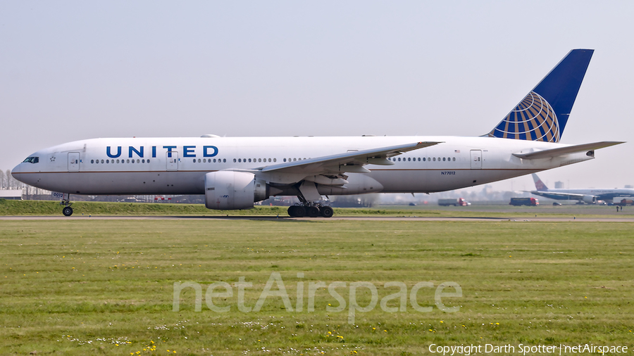 United Airlines Boeing 777-224(ER) (N77012) | Photo 361989