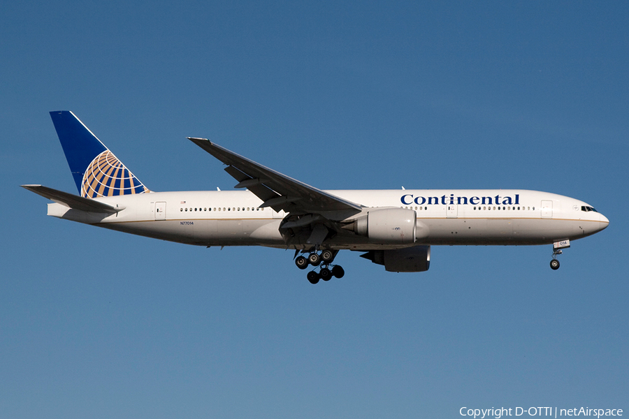 Continental Airlines Boeing 777-224(ER) (N77014) | Photo 261570