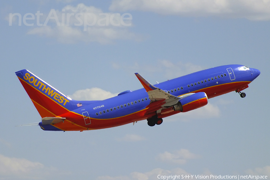 Southwest Airlines Boeing 737-7BD (N7704B) | Photo 25857