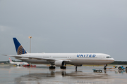 United Airlines Boeing 767-424(ER) (N77066) at  Barcelona - El Prat, Spain