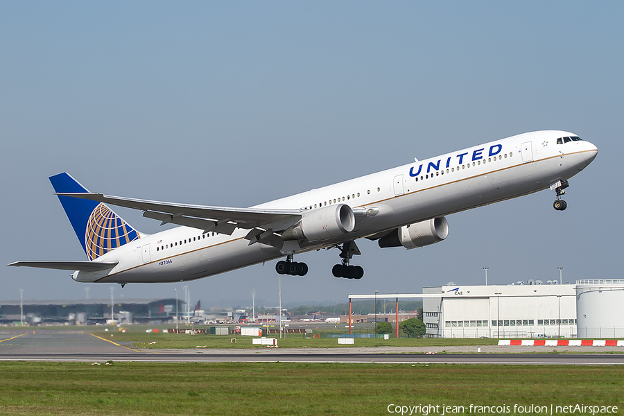 United Airlines Boeing 767-424(ER) (N77066) | Photo 161444