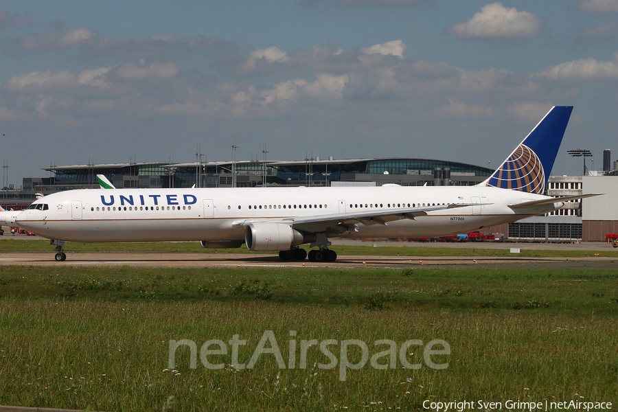 United Airlines Boeing 767-424(ER) (N77066) | Photo 80772