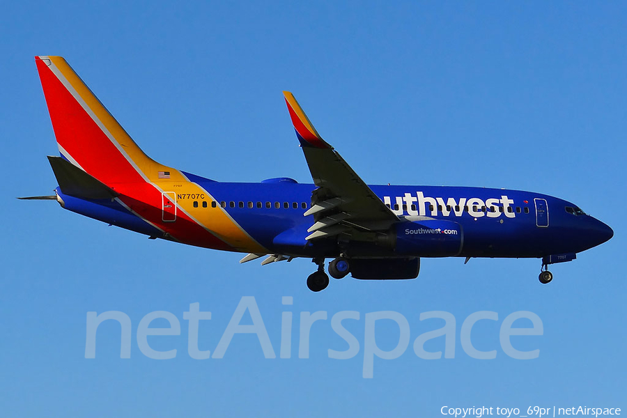 Southwest Airlines Boeing 737-76N (N7707C) | Photo 67898