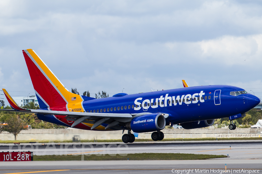 Southwest Airlines Boeing 737-7H4 (N770SA) | Photo 226818