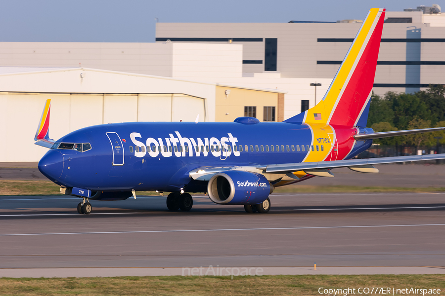 Southwest Airlines Boeing 737-76N (N7710A) | Photo 257565