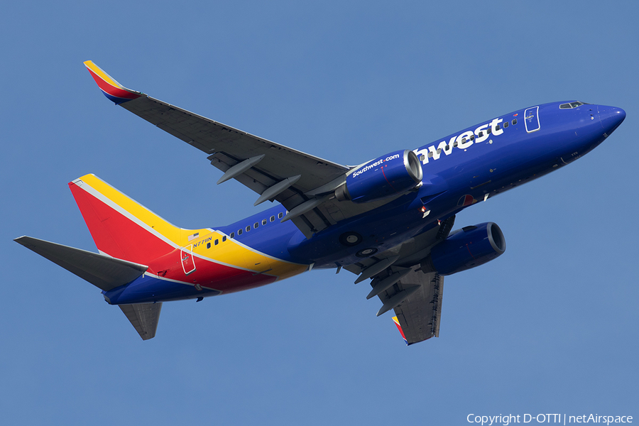 Southwest Airlines Boeing 737-7BD (N7711N) | Photo 537480