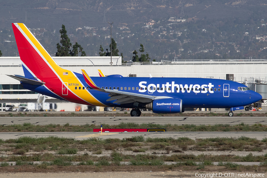 Southwest Airlines Boeing 737-7BD (N7713A) | Photo 544202