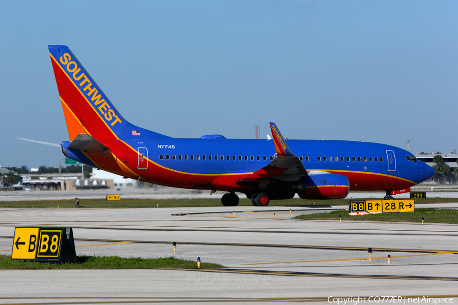 Southwest Airlines Boeing 737-76N (N7714B) | Photo 37499