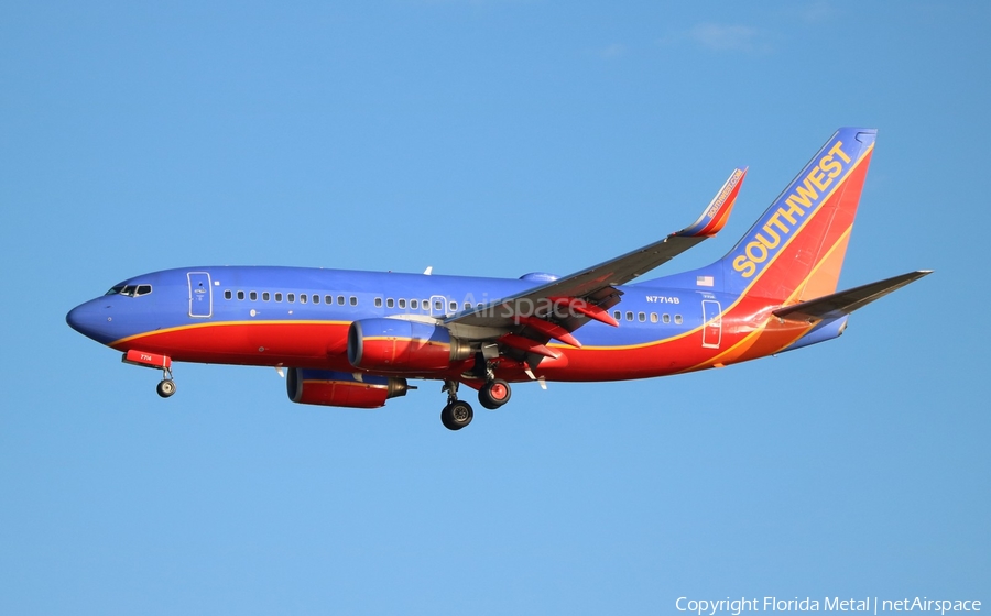 Southwest Airlines Boeing 737-76N (N7714B) | Photo 355538
