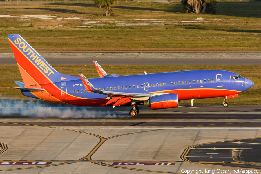 Southwest Airlines Boeing 737-76N (N7714B) | Photo 468629