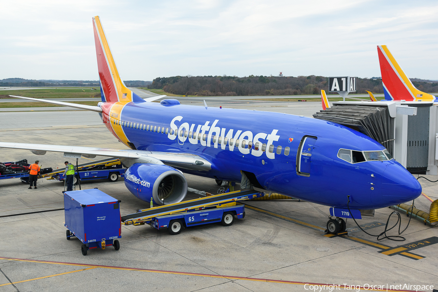 Southwest Airlines Boeing 737-76N (N7719A) | Photo 482906