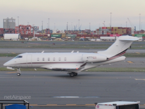 NetJets Bombardier BD-100-1A10 Challenger 350 (N771QS) at  Newark - Liberty International, United States