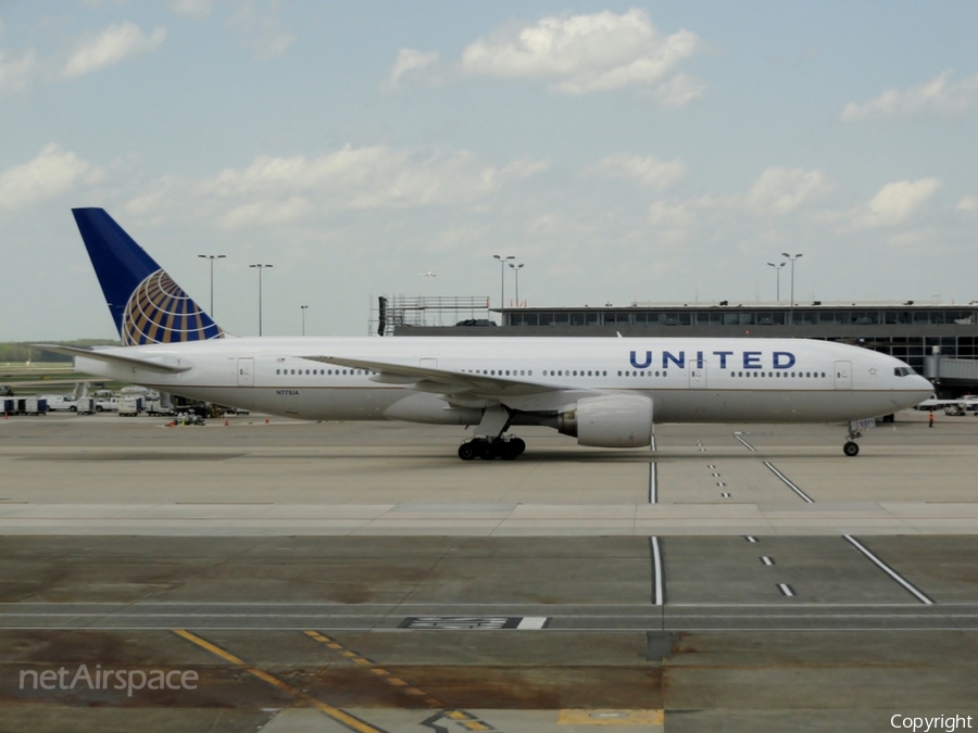 United Airlines Boeing 777-222 (N771UA) | Photo 76870